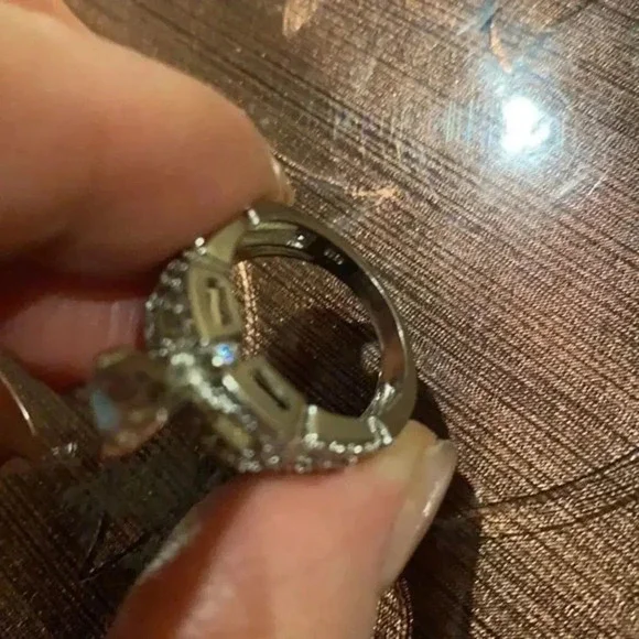 Crystal Female Big Stone Ring Set Boho Fashion NWBOX - Picture 8 of 8